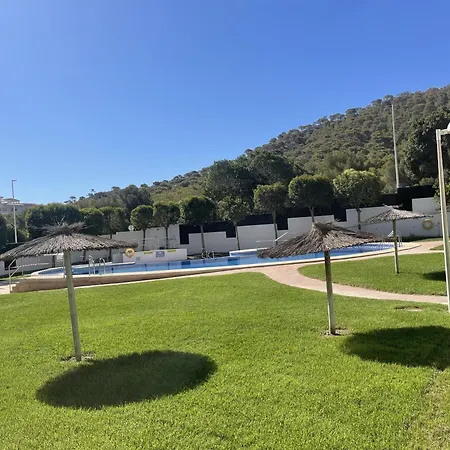 Sunny Seaside Escape In La Joiosa Апартаменты Кала-де-Финистрат